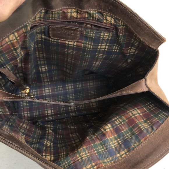 M H leather bag  - Picture 6 of 8